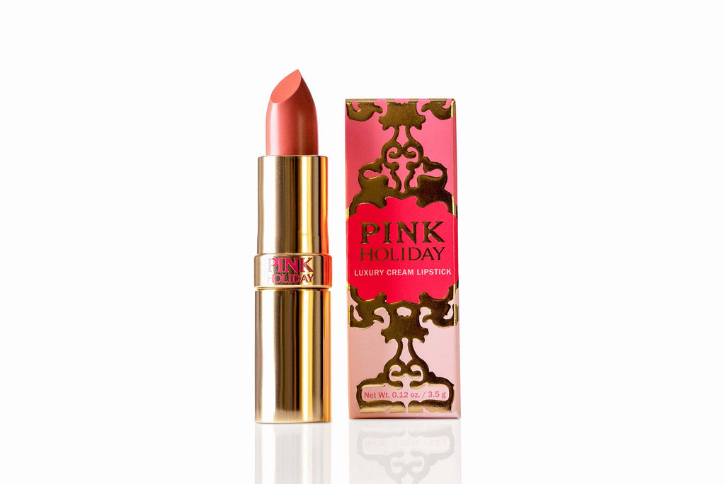 Pink Holiday Lipstick is a luxurious moisturizing full coverage Italian formula